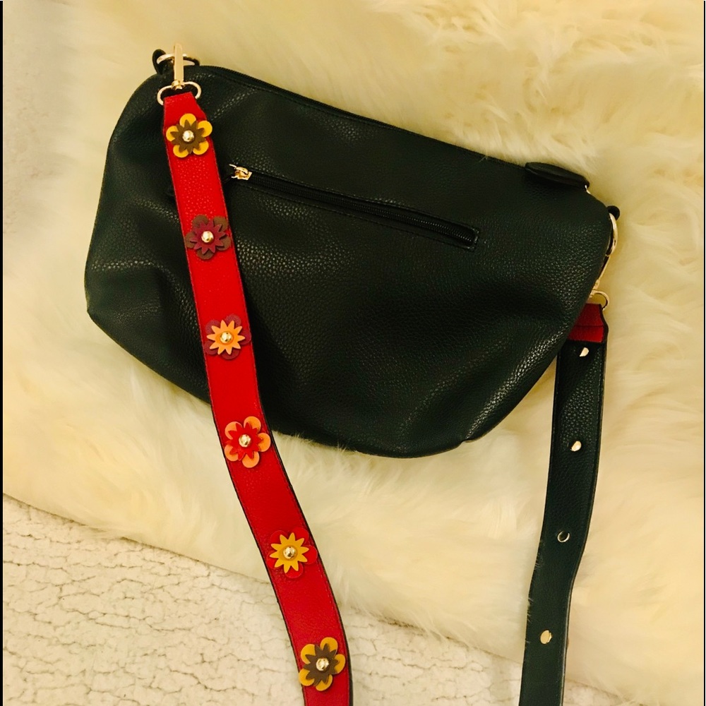 NWOT-Black Crossbody - Picture 3 of 13